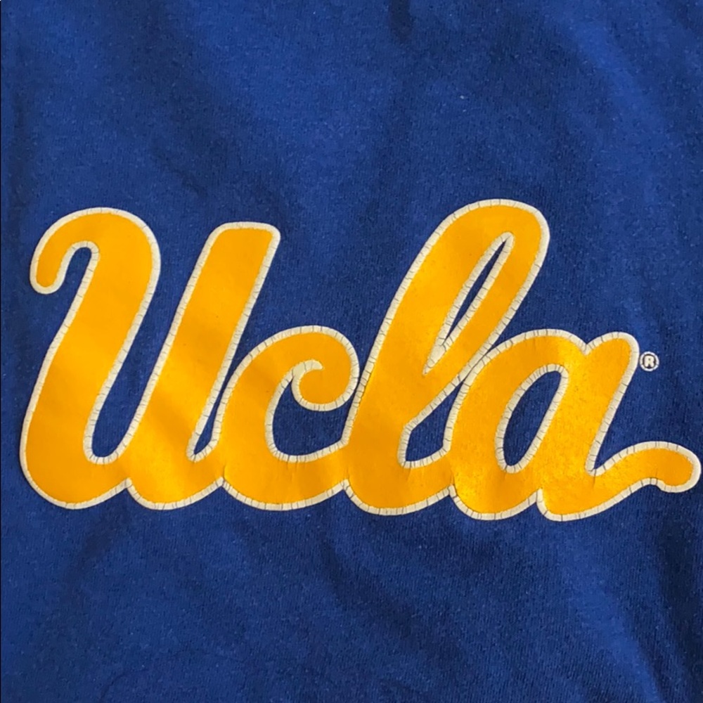 UCLA Script Logo T-Shirt 💙💛 - Picture 3 of 5